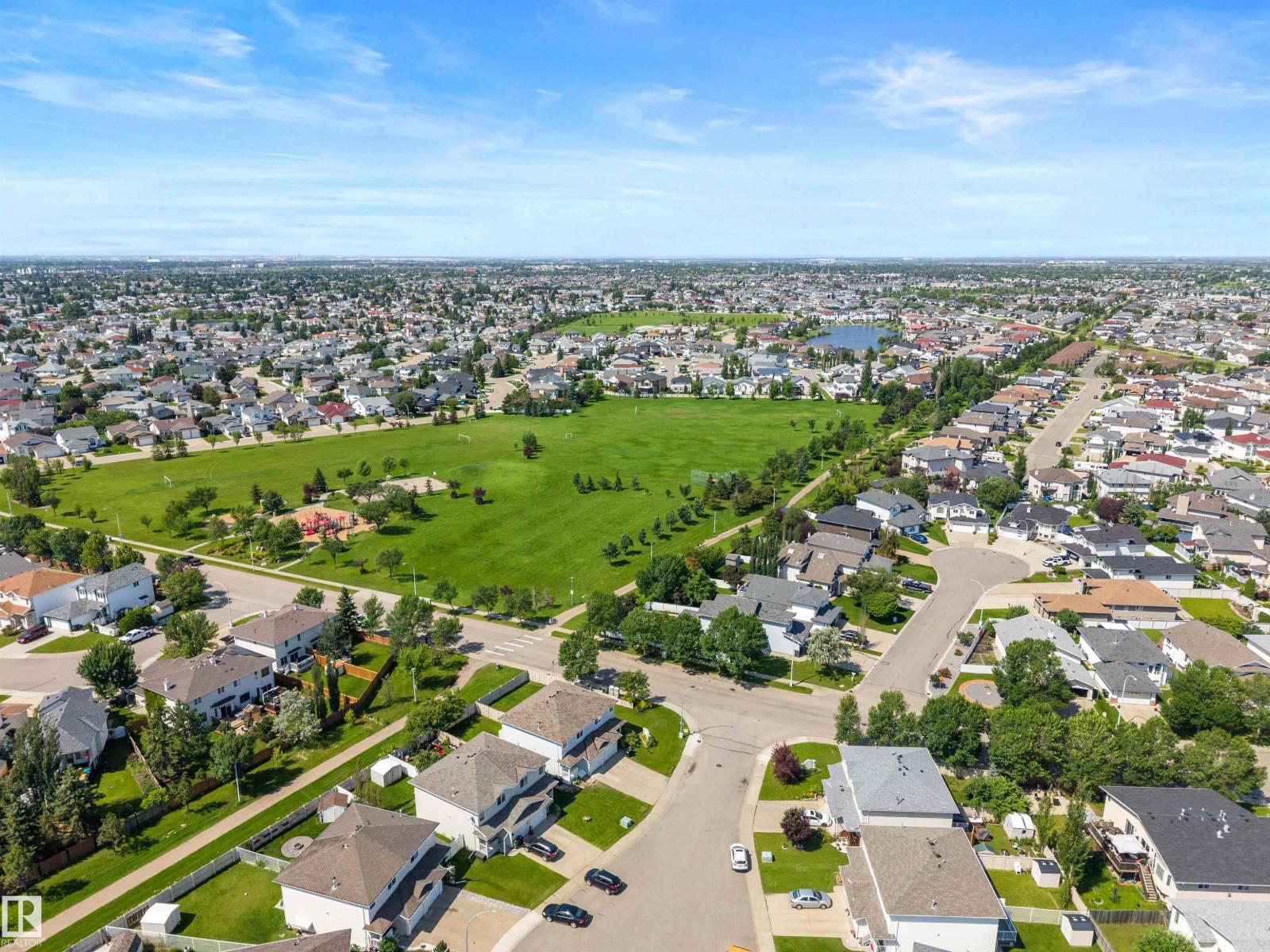 6837 159A AV NW - 70