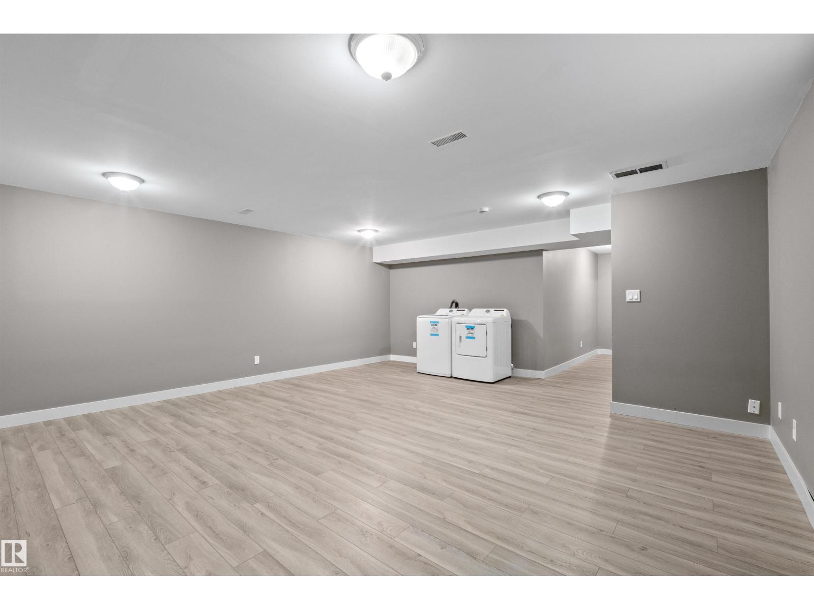 6837 159A AV NW - 58