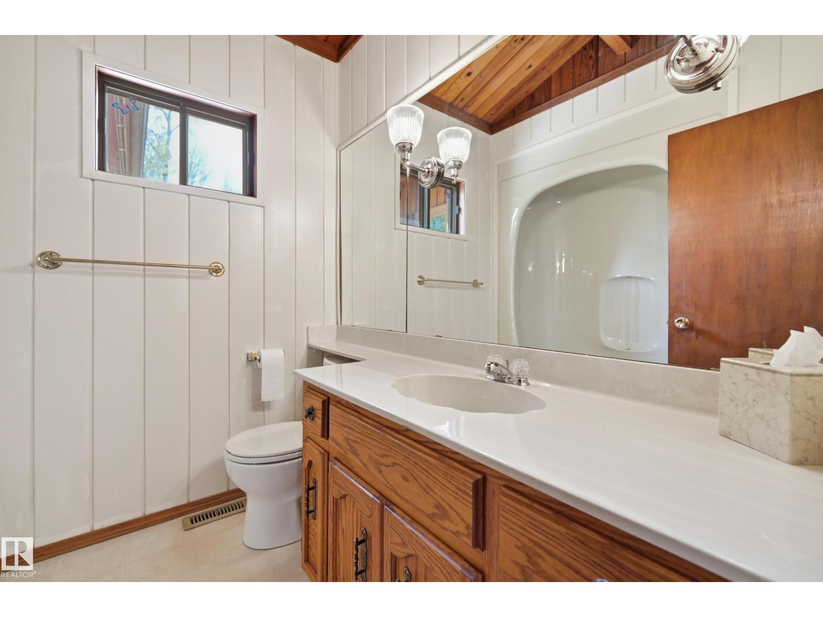 4502 A LAKESHORE RD - 33