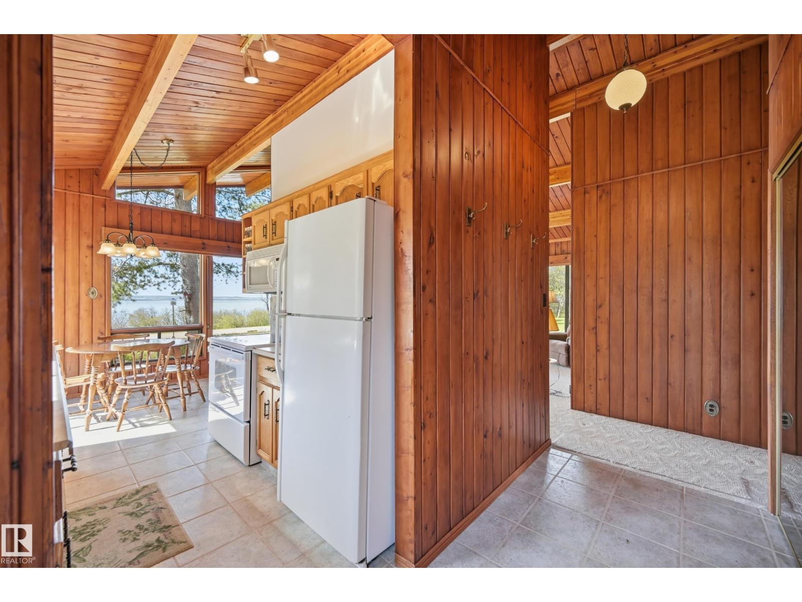 4502 A LAKESHORE RD - 20