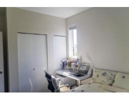 415 15351 101 Avenue, Surrey, BC V3R0G2 Photo 8