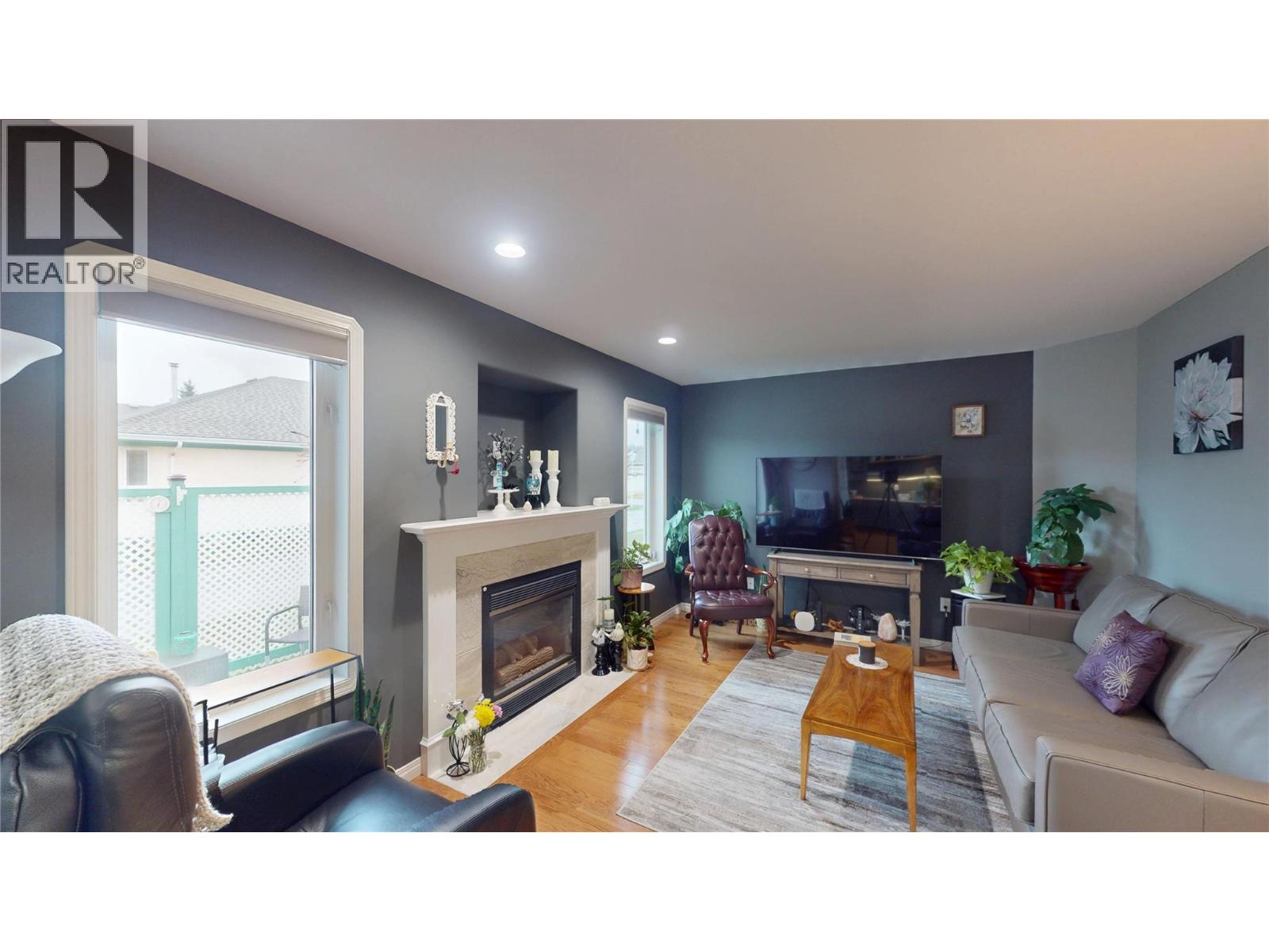 #87 1401 Willowbrook Drive N - 16