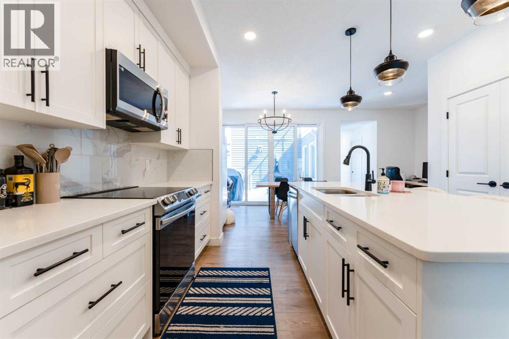 76 Lucas Boulevard NW - 5
