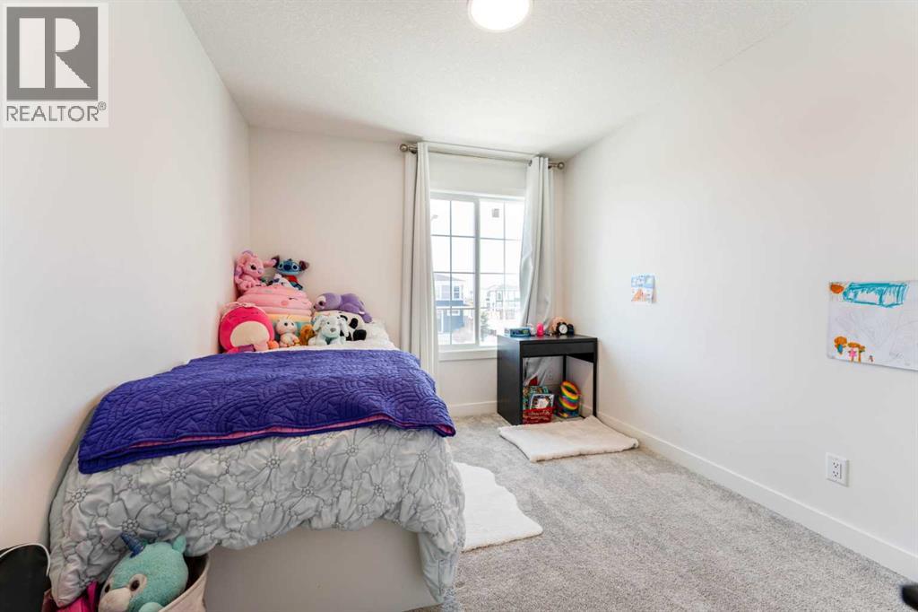 76 Lucas Boulevard NW - 16