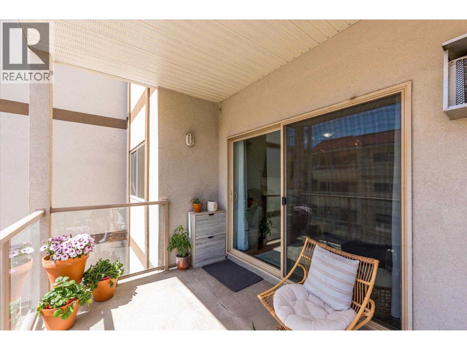 #307 196 WADE Avenue - 10