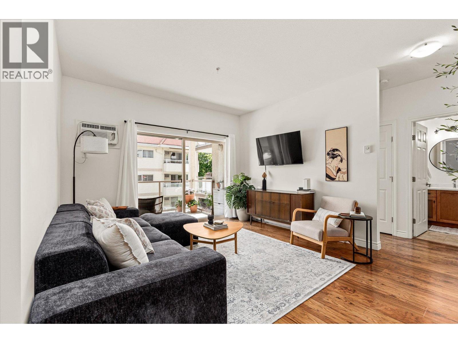 #307 196 WADE Avenue - 1