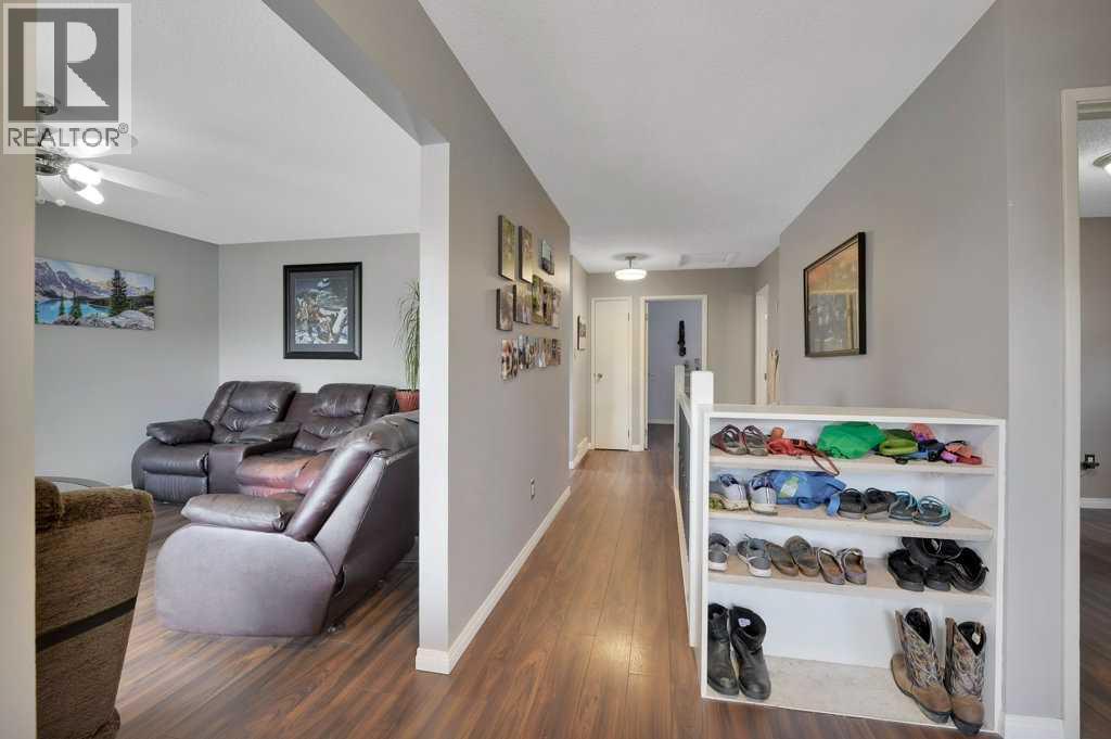 11 Greenham Drive - 12