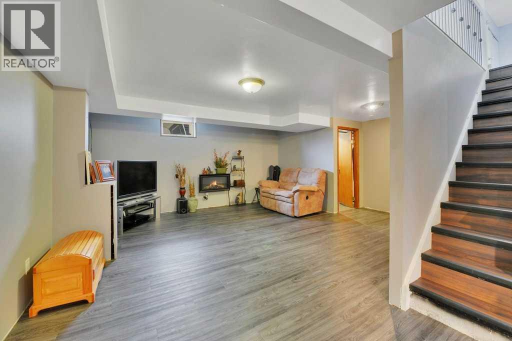11 Greenham Drive - 19