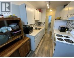 Dining room - 803 Fairview Road Unit# 203, Penticton, BC V2A5Y7 Photo 7