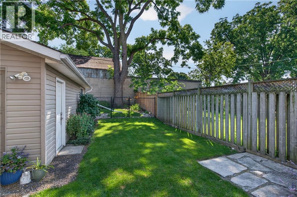 9 DAVIDSON Street - 35
