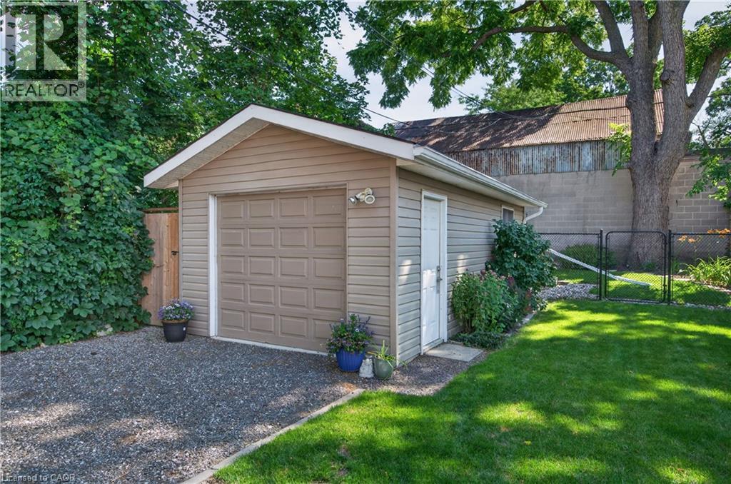 9 DAVIDSON Street - 36