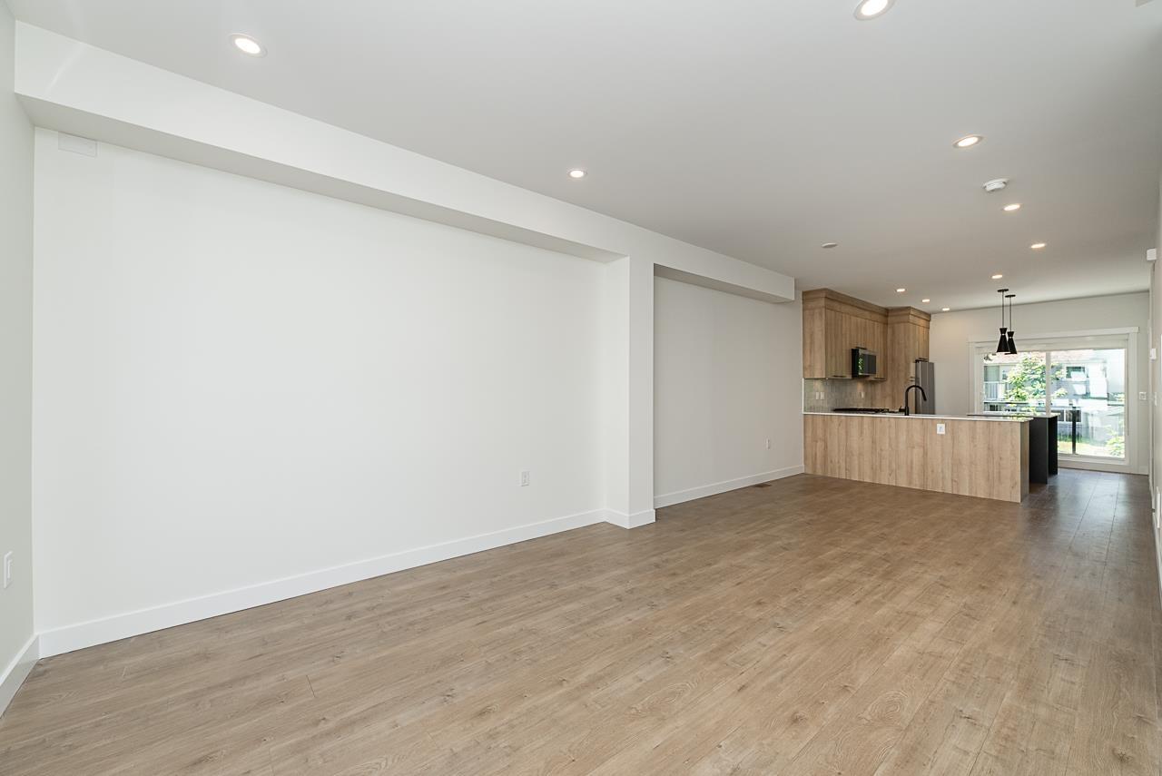 3 Bed, 3 Bath House for Sale in Surrey – 9 10527 155 STREET, Surrey – MLS# R3146924 - Image 19