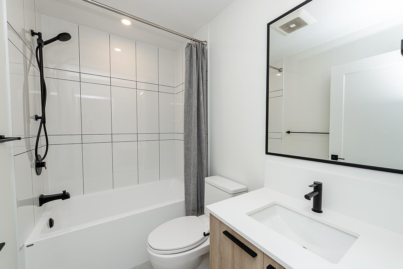 3 Bed, 3 Bath House for Sale in Surrey – 9 10527 155 STREET, Surrey – MLS# R3146924 - Image 30
