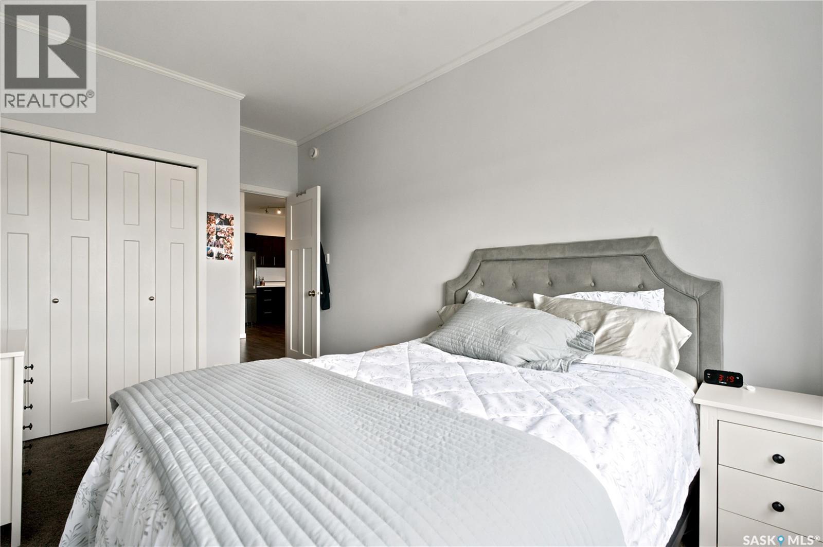 #214 545 Hassard CLOSE - 27