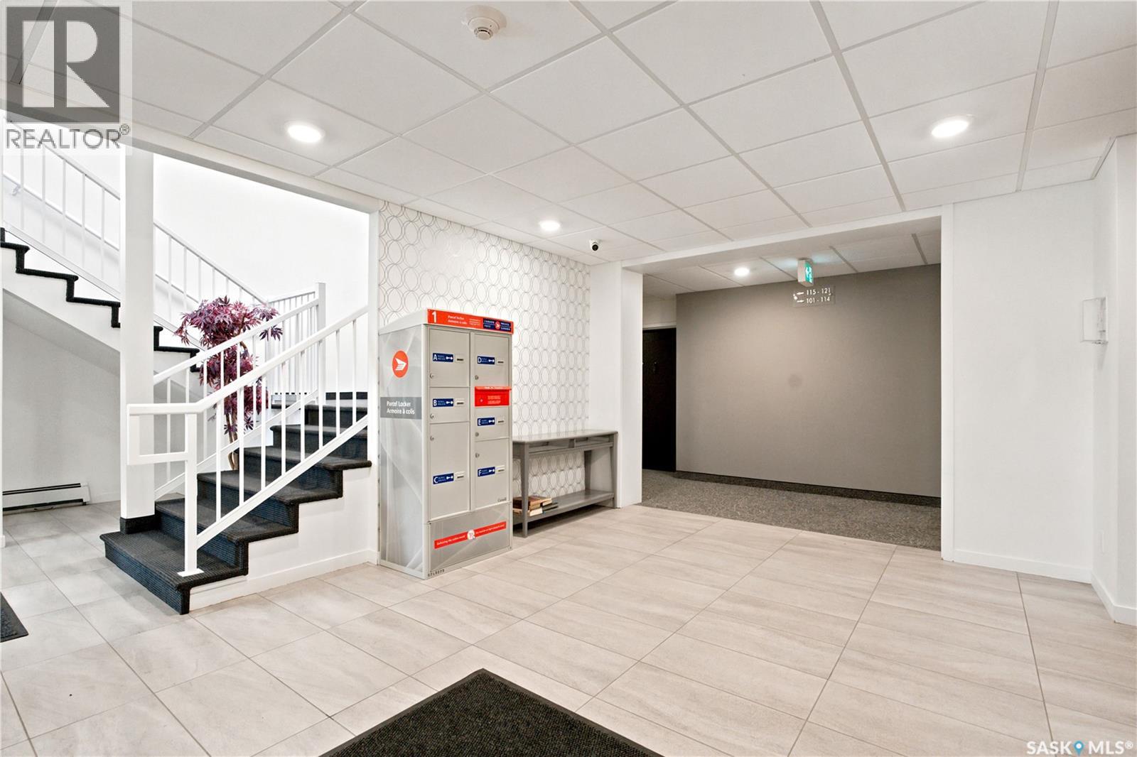 #214 545 Hassard CLOSE - 37