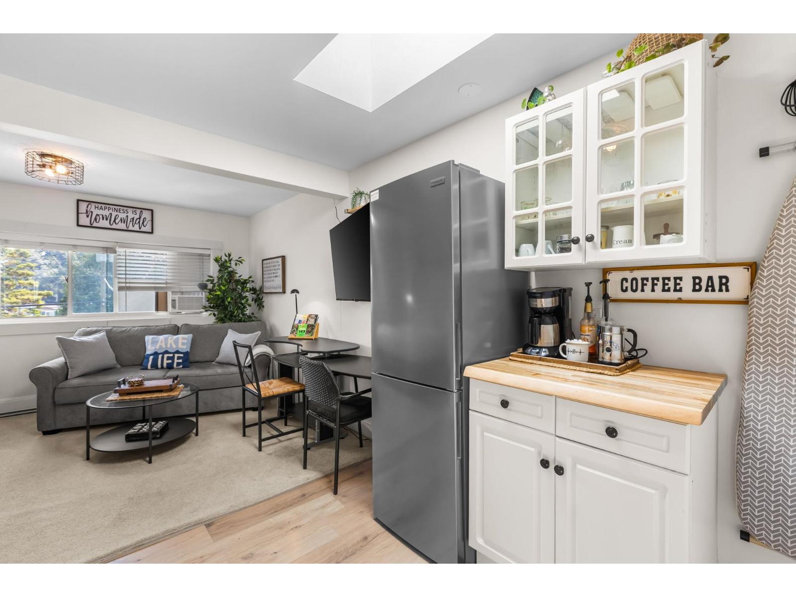 20 450 ESPLANADE AVENUE, Harrison Hot Springs, Harrison Hot Springs
