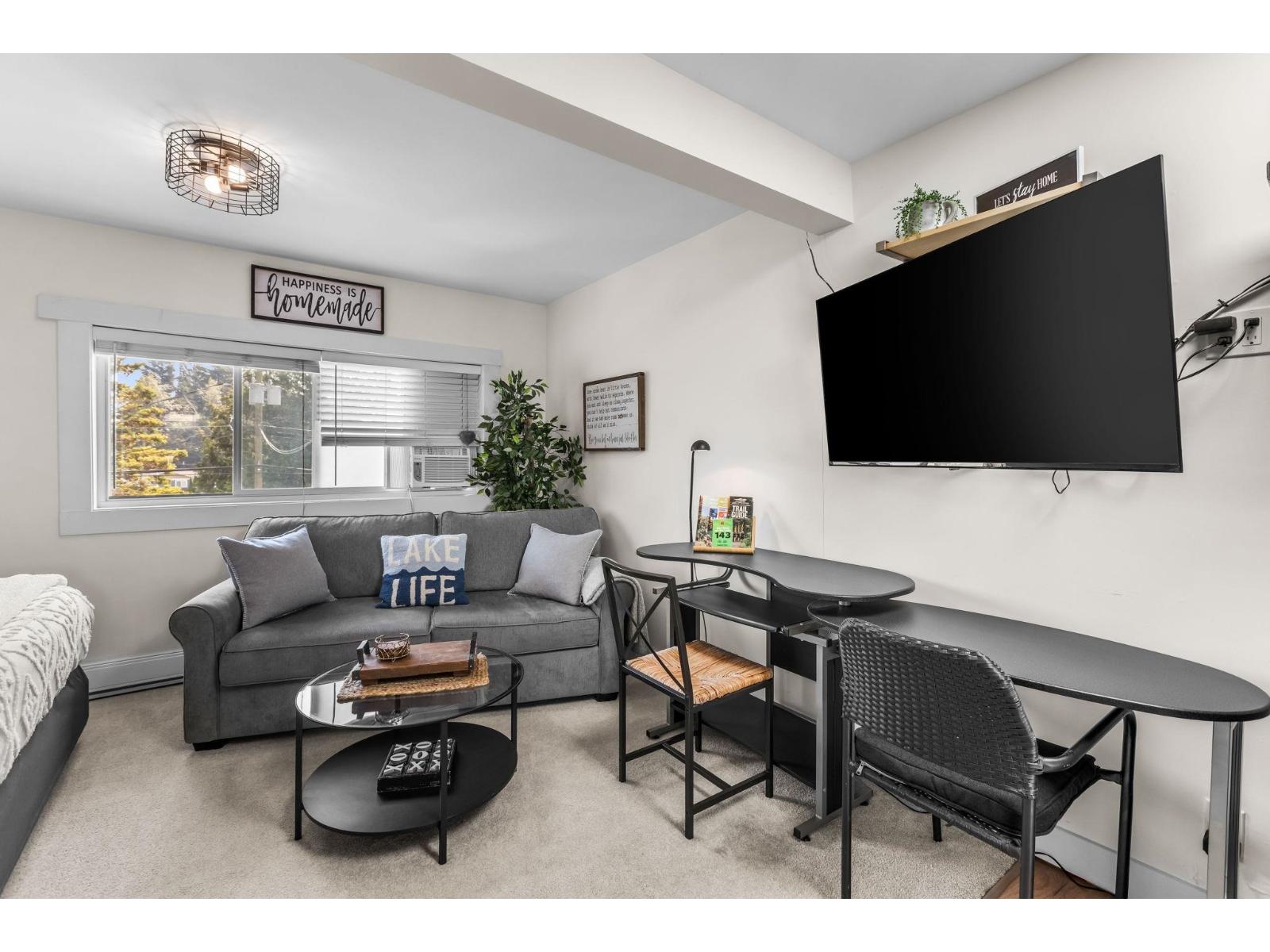 20 450 ESPLANADE AVENUE, Harrison Hot Springs, Harrison Hot Springs