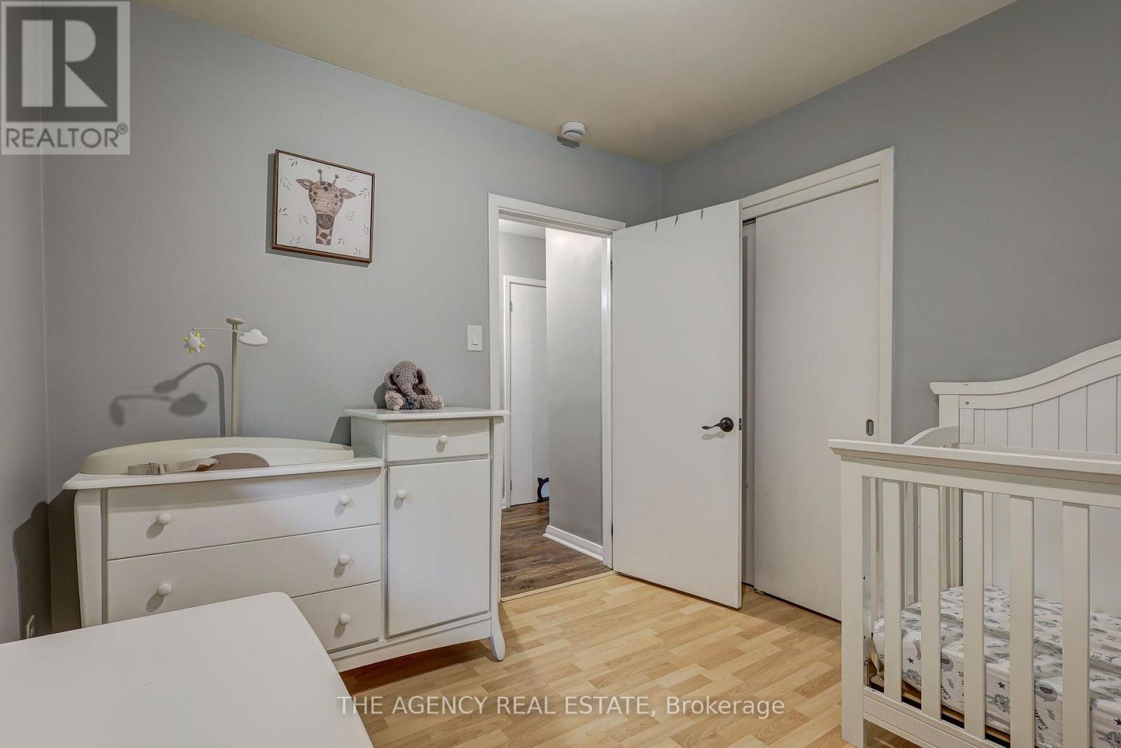 254 KING EDWARD AVENUE - 26