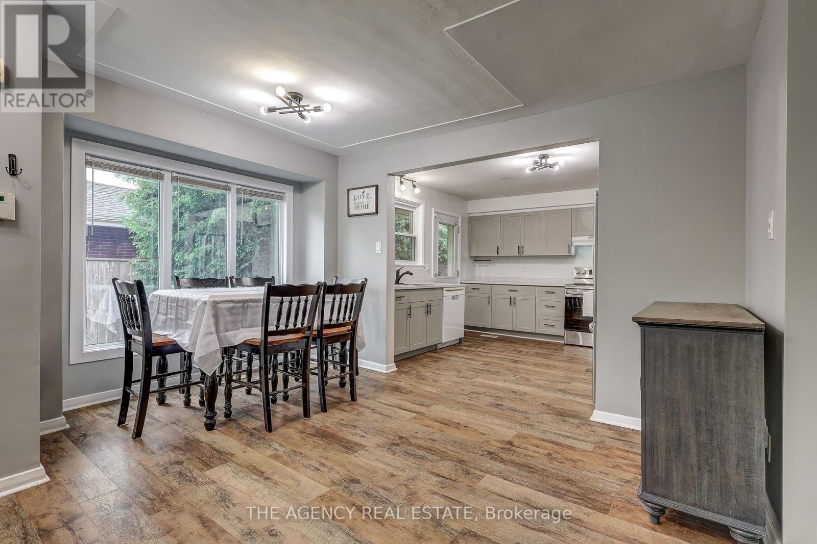 254 KING EDWARD AVENUE - 7