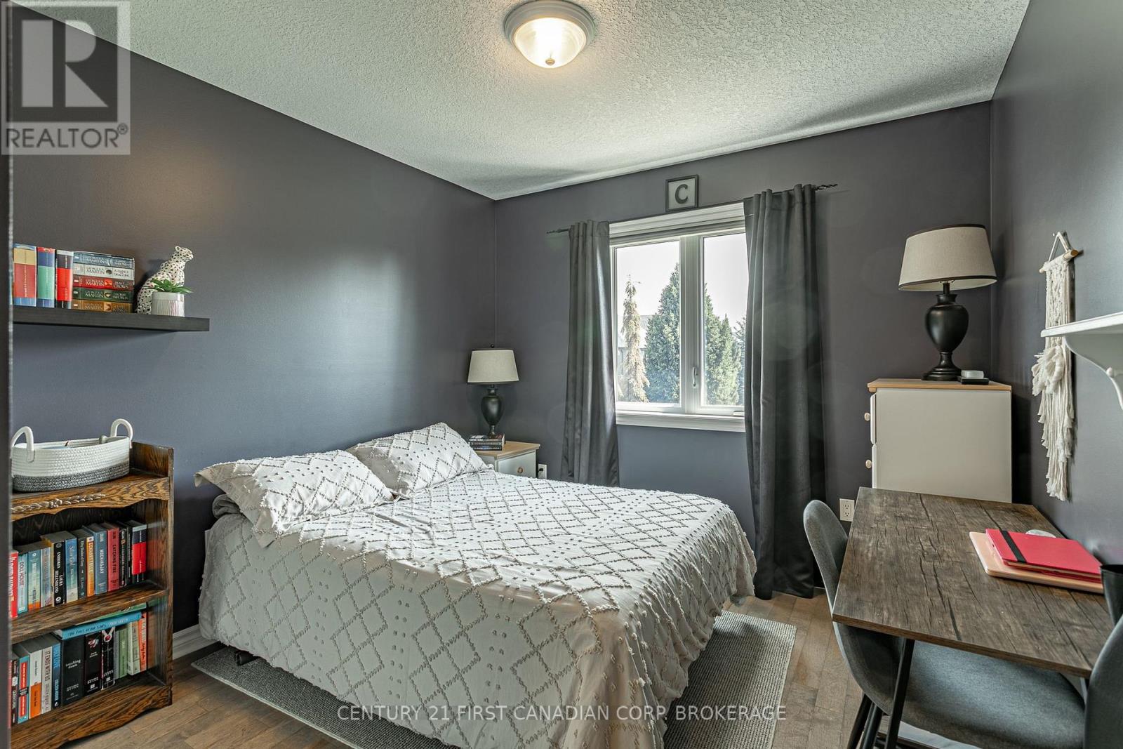 270 BOYD BOULEVARD - 15