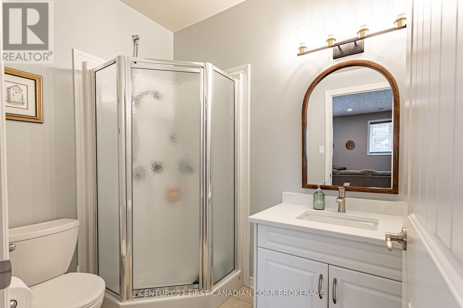 270 BOYD BOULEVARD - 24