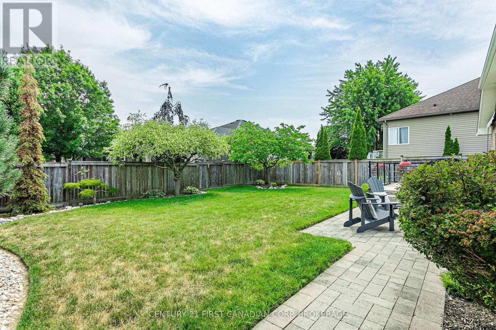 270 BOYD BOULEVARD - 28