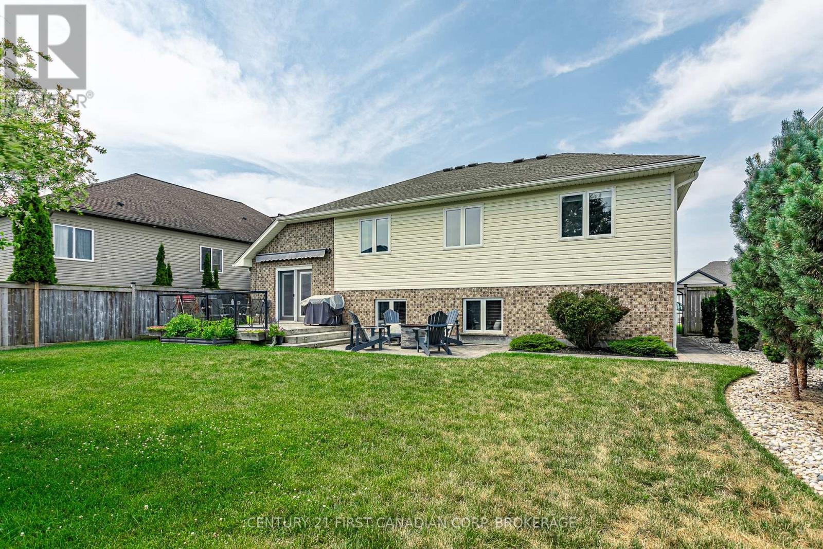 270 BOYD BOULEVARD - 29