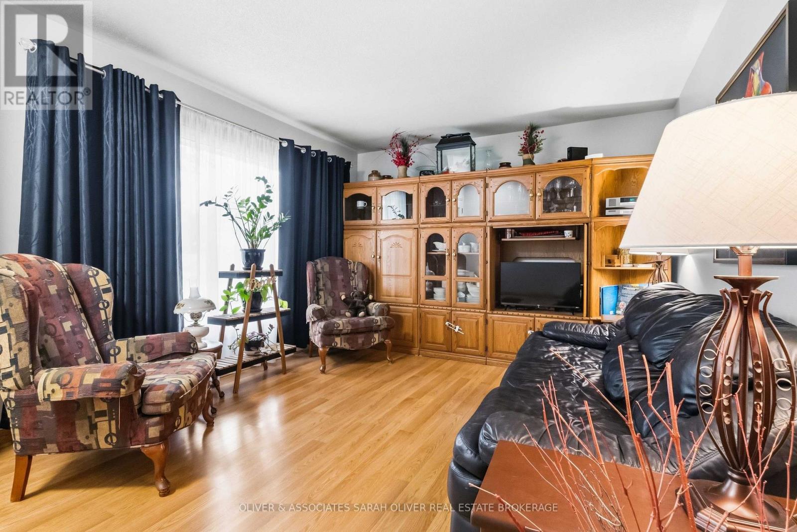 111 TREELAWN AVENUE - 11