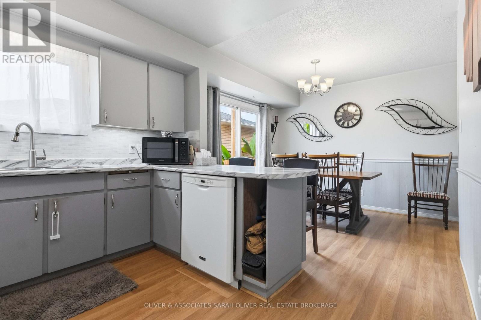 111 TREELAWN AVENUE - 18
