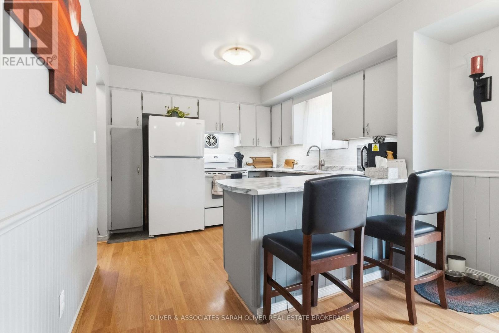 111 TREELAWN AVENUE - 19