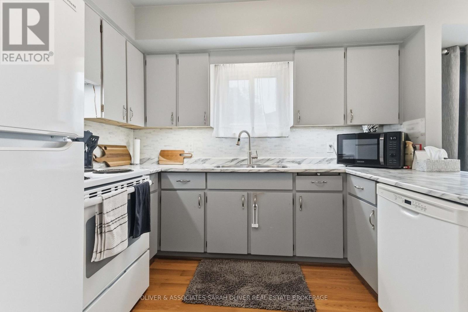111 TREELAWN AVENUE - 22