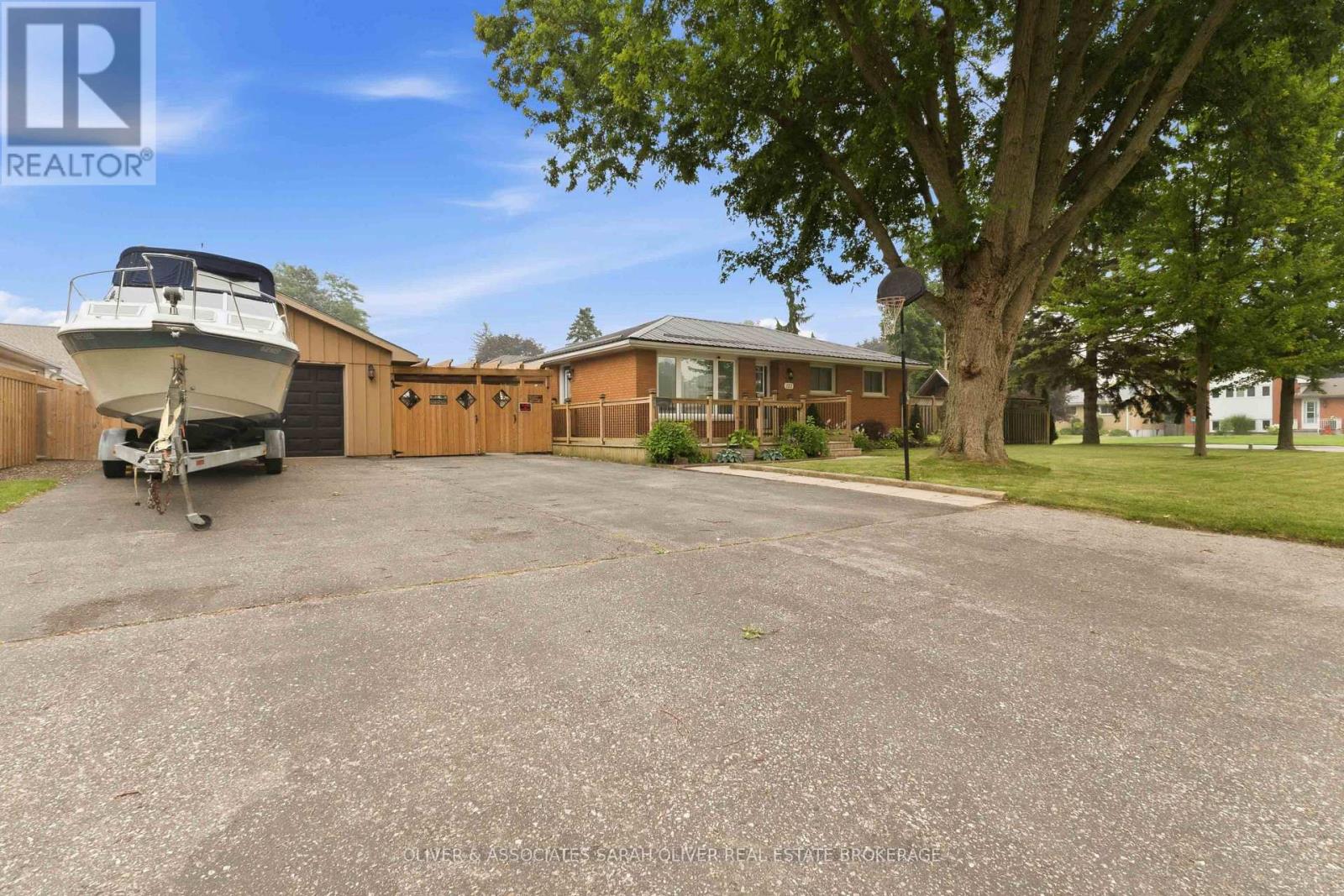 111 TREELAWN AVENUE - 3