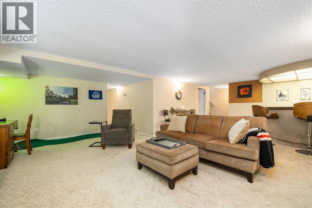 2672 12 Avenue SE - 23