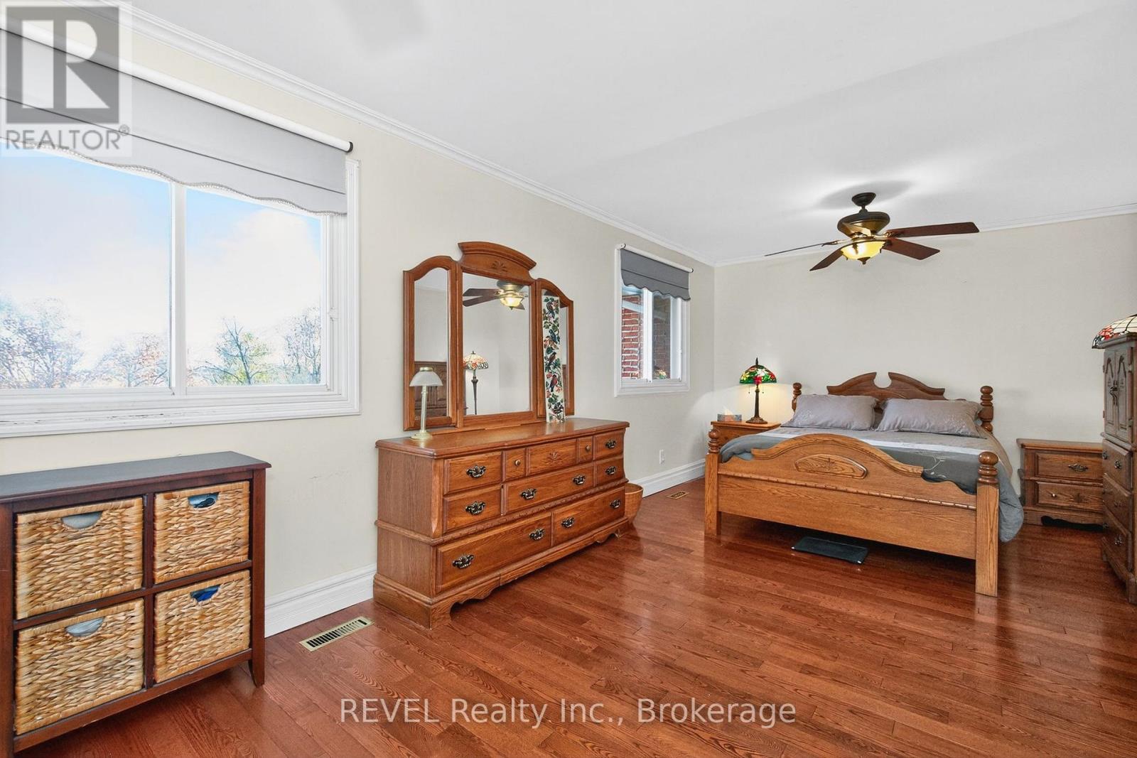 635 WILLIAM STREET - 20