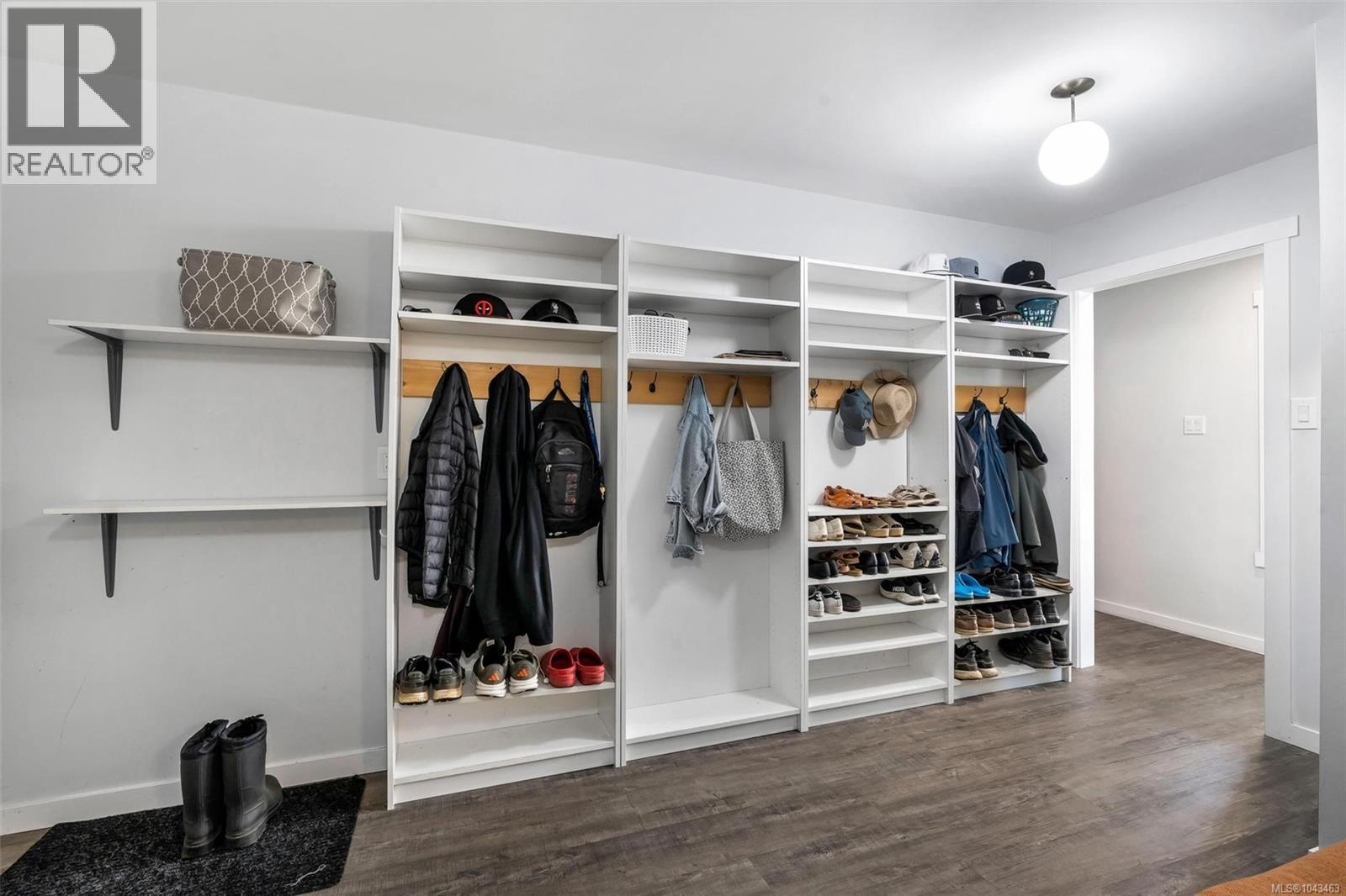 4617 George Rd - 44