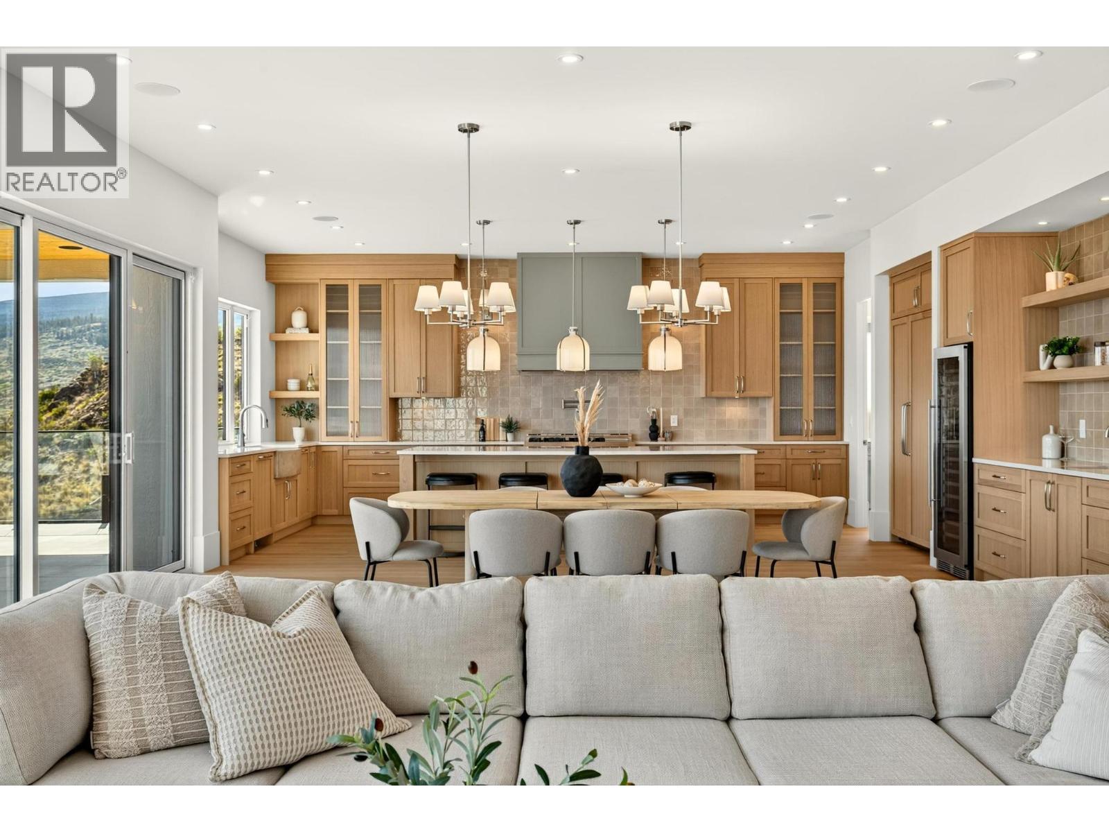 1118 Pearcy Court, Kelowna