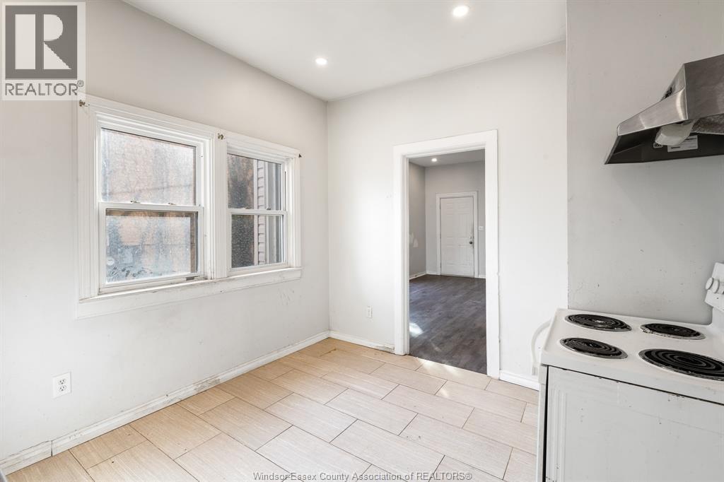 458-460 WAHKETA STREET - 20