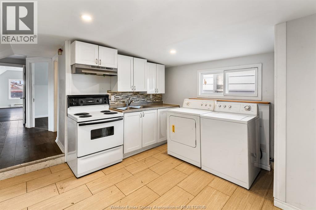 458-460 WAHKETA STREET - 32