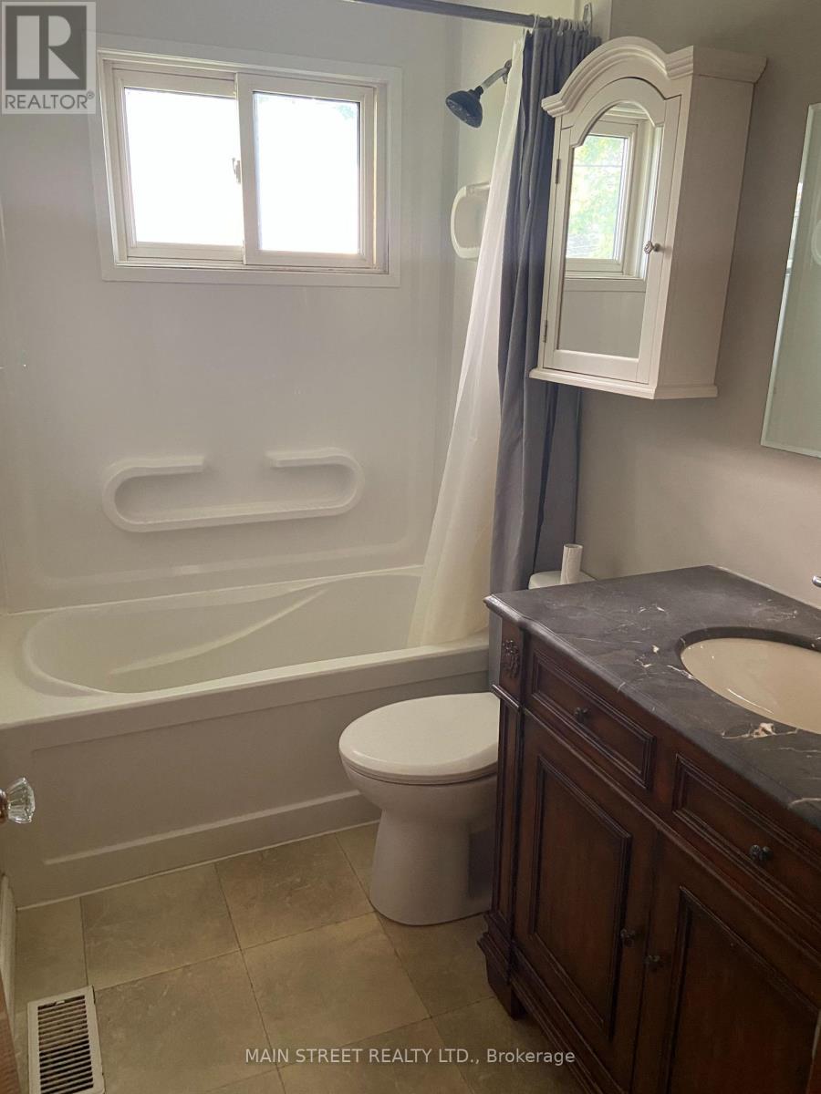 329 JAMES STREET E - 12