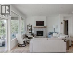 6889 Island View Road, Sechelt, BC V7Z0T2 Photo 16