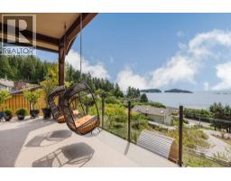 6889 Island View Road, Sechelt, BC V7Z0T2 Photo 21