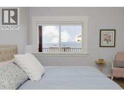 6889 Island View Road, Sechelt, BC V7Z0T2 Photo 28