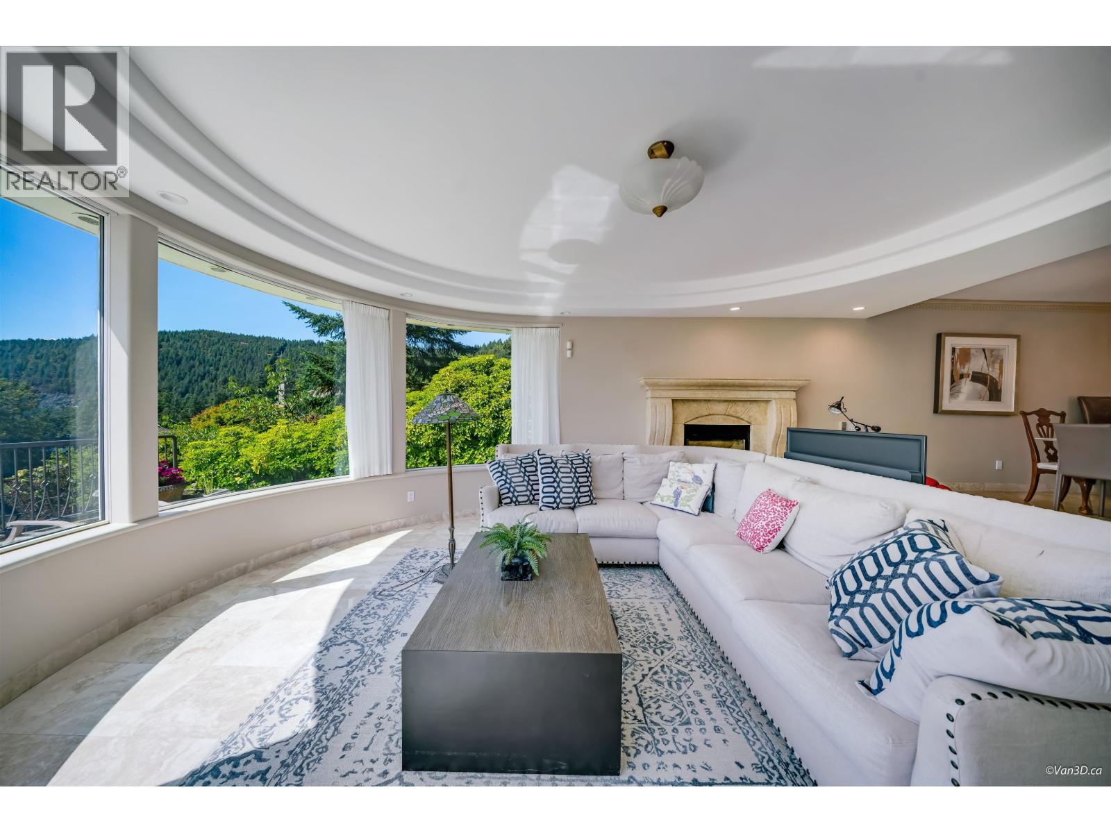 5387 WESTHAVEN WYND, West Vancouver
