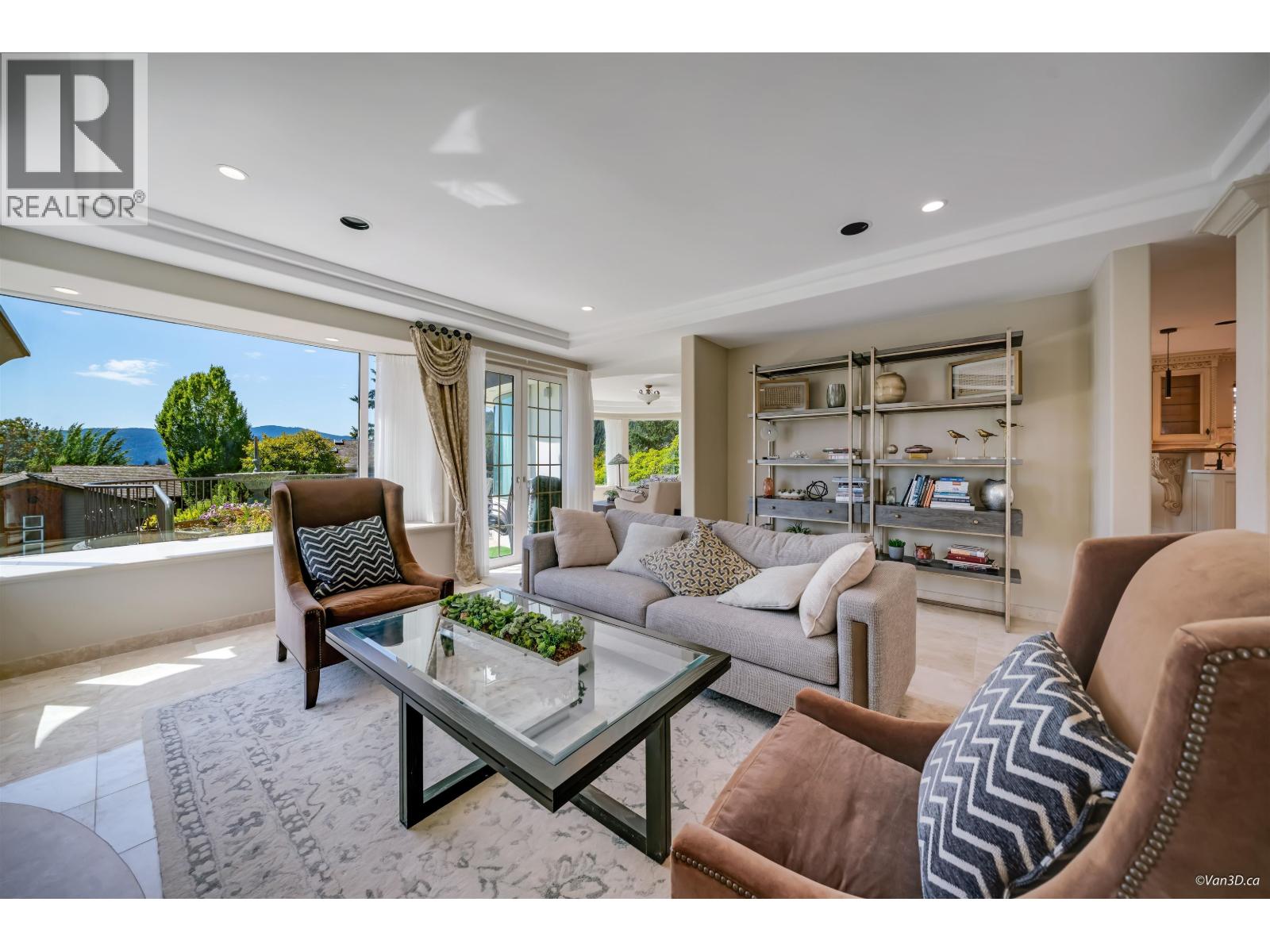 5387 WESTHAVEN WYND, West Vancouver