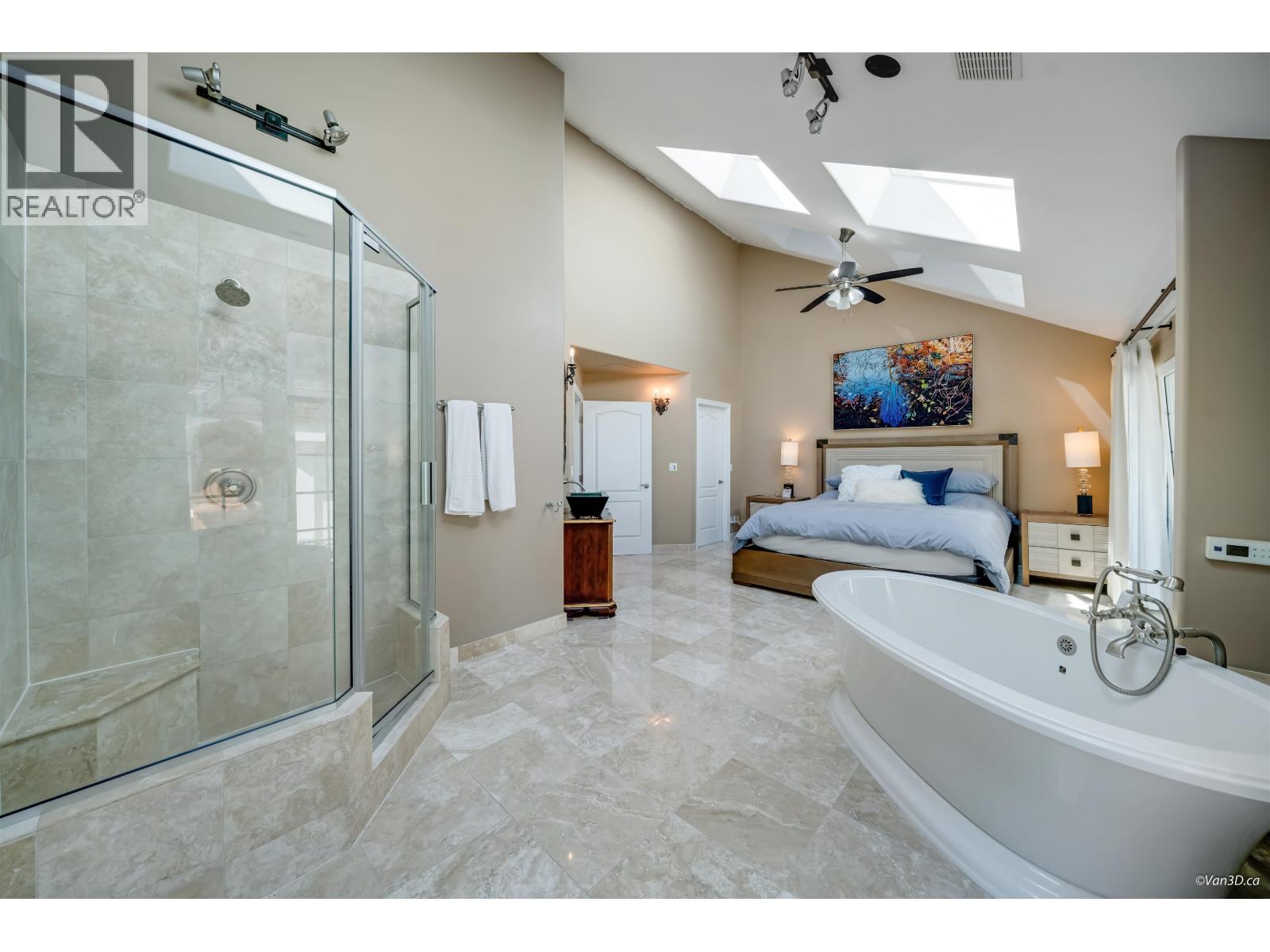 5387 WESTHAVEN WYND, West Vancouver