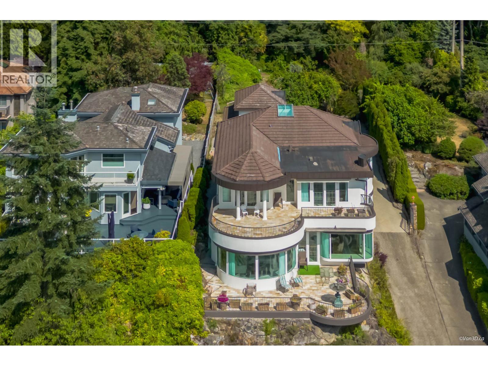 5387 WESTHAVEN WYND, West Vancouver