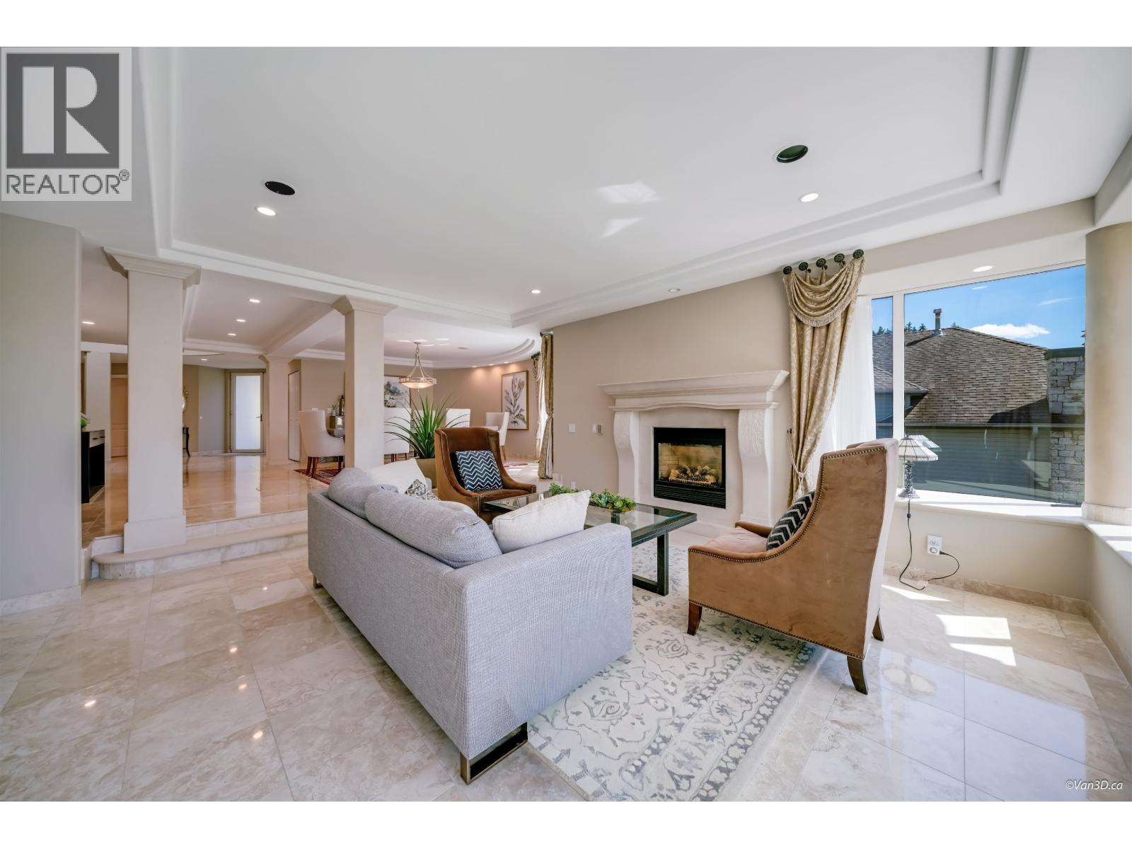 5387 WESTHAVEN WYND, West Vancouver