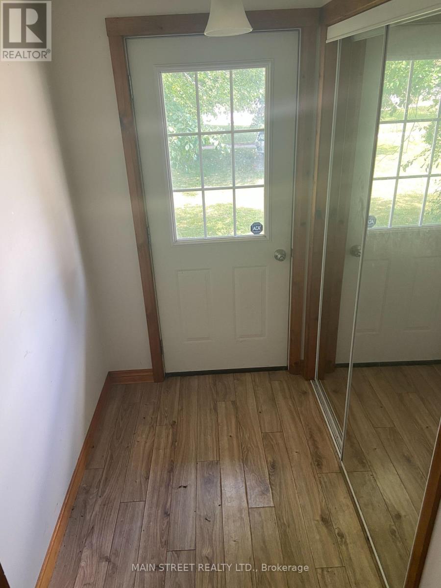 329 JAMES STREET E - 22