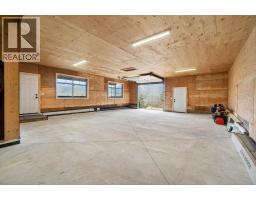 5058 Heritage Drive, Eagle Bay, BC V0E1T0 Photo 17