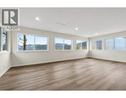 5058 Heritage Drive, Eagle Bay, BC V0E1T0 Photo 37